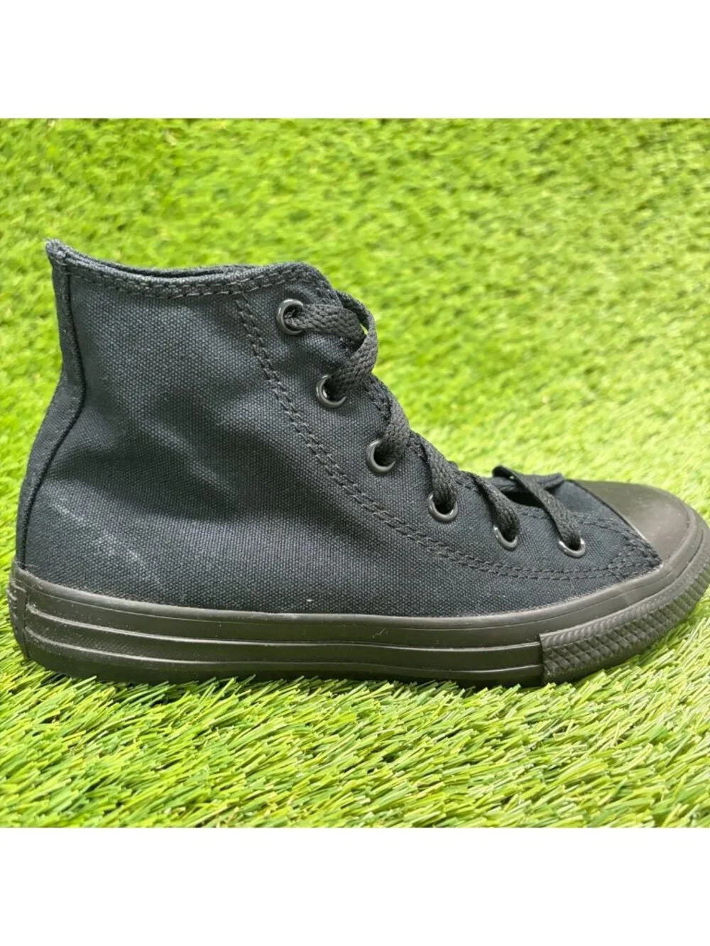 Converse Chuck Taylor All Star Hi Boys Size 1Y All Black Athletic Shoes Sneakers
